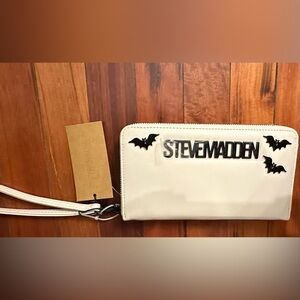 NEW WITH TAGS- Steve Madden - Chalk White - Bat Halloween Wallet